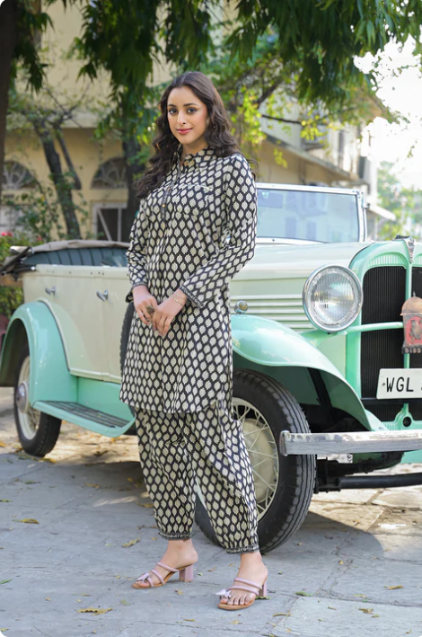 Sunrise Collection Black Ethnic Printed Cotton Fabric Shirt Kurta With Trouser