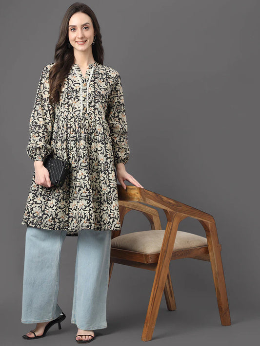 ✨ Sunrise Collection – Black & Beige Floral Printed Tunic Top ✨