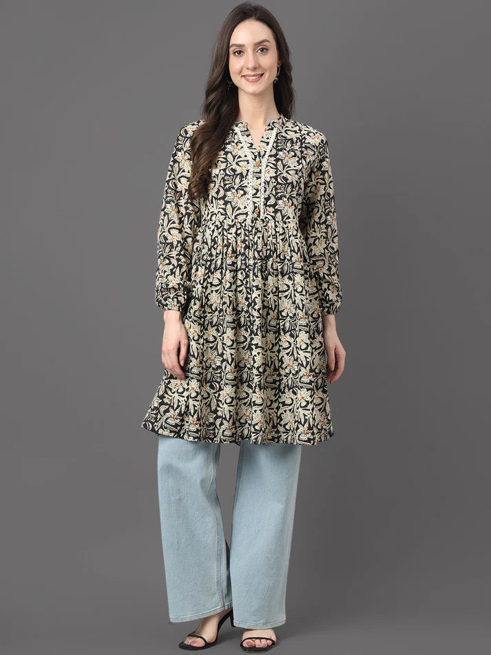 ✨ Sunrise Collection – Black & Beige Floral Printed Tunic Top ✨