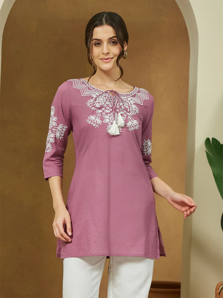 ✨ Sunrise Collection – Mauve Embroidered Tunic Top ✨